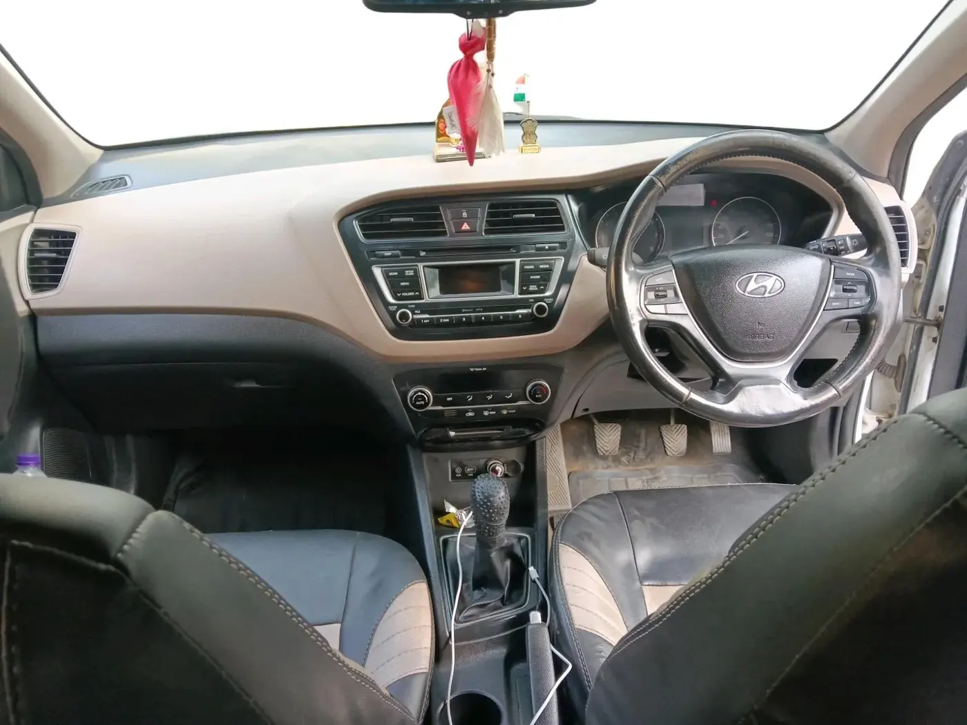 2015 Hyundai Elite i20 SPORTZ 1.2, CNG, Manual, 88,000 km, interior