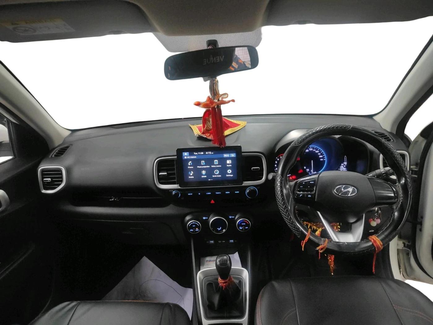 2021 Hyundai VENUE S+ 1.2, Petrol, Manual, 78,735 km, interior