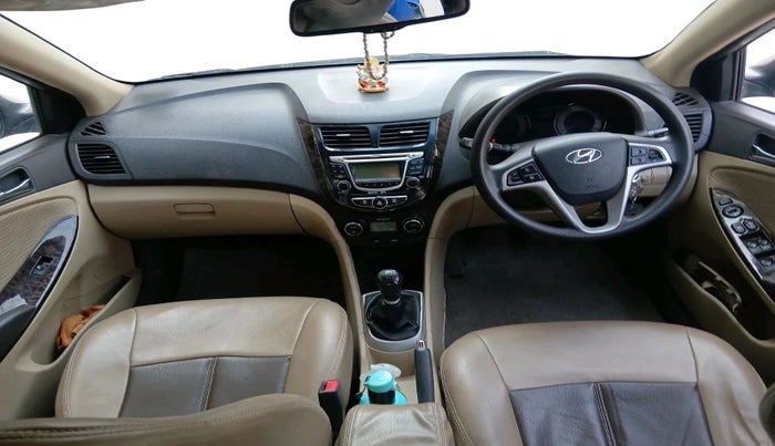 2011 Hyundai Verna FLUIDIC 1.6 CRDI SX, Diesel, Manual, 16,965 km, interior