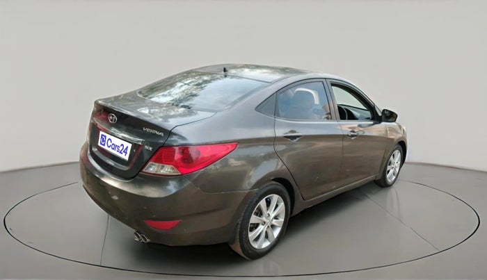 2012 Hyundai Verna FLUIDIC 1.6 VTVT SX, Petrol, Manual, 99,999 km, exterior