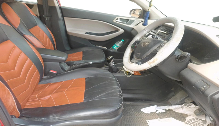 2014 Hyundai i20 SPORTZ 1.4 CRDI, Diesel, Manual, 1,11,221 km, interior