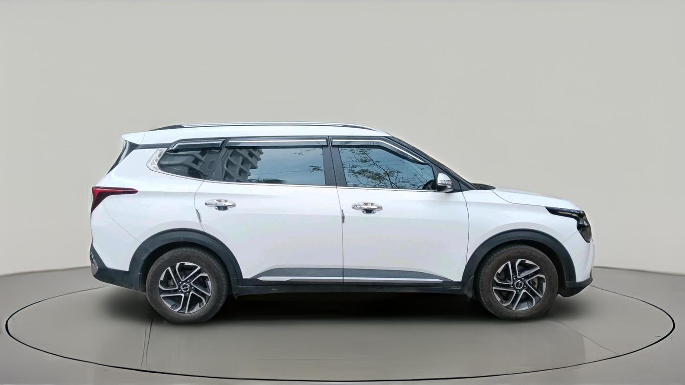 2022 KIA CARENS LUXURY PLUS 1.5 DIESEL AT 6 STR, Diesel, Automatic, 1,06,985 km, exterior