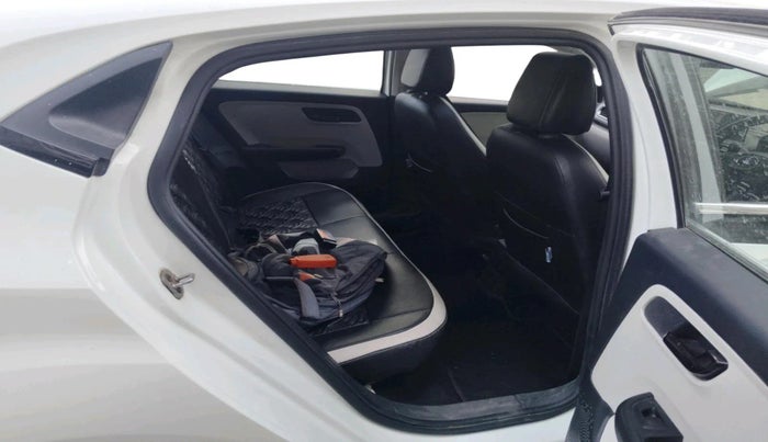 2024 Tata ALTROZ XM PLUS SUNROOF CNG, CNG, Manual, 11,171 km, interior