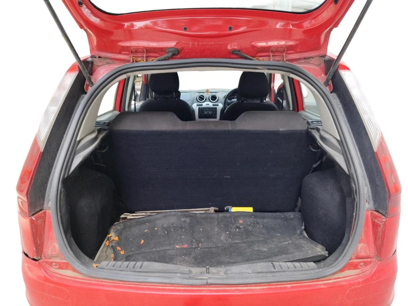 2011 Ford Figo TITANIUM 1.2 PETROL, Petrol, Manual, 86,033 km, exterior