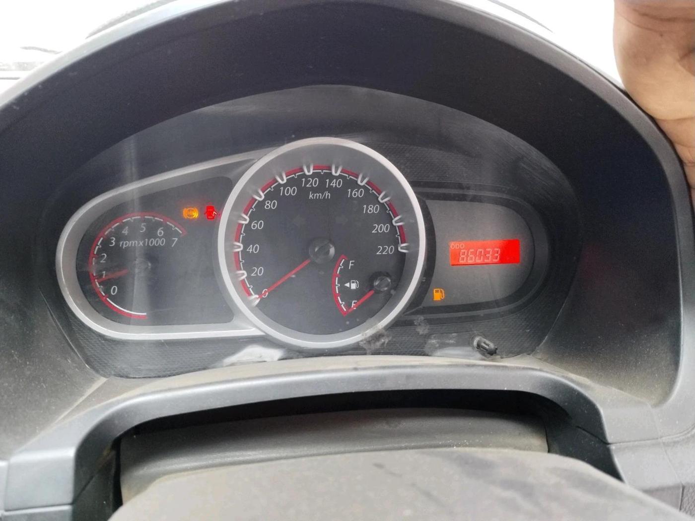 2011 Ford Figo TITANIUM 1.2 PETROL, Petrol, Manual, 86,033 km, interior