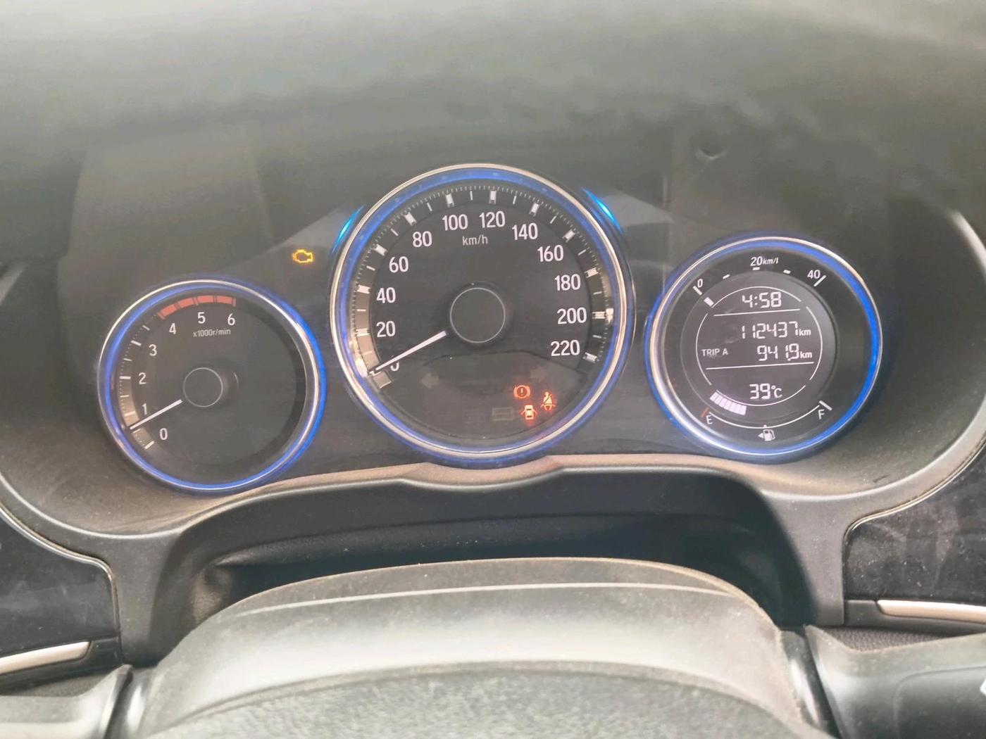 2015 Honda City 1.5L I-DTEC VX, Diesel, Manual, 1,12,437 km, interior