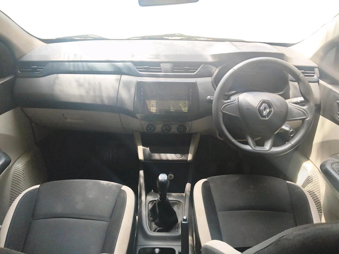 2021 Renault TRIBER RXE MT, Petrol, Manual, 40,843 km, interior