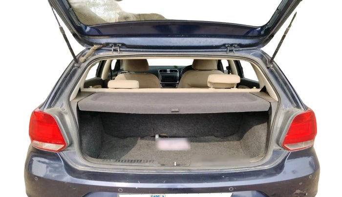 2014 Volkswagen Polo HIGHLINE1.5L, Diesel, Manual, 1,91,000 km, exterior