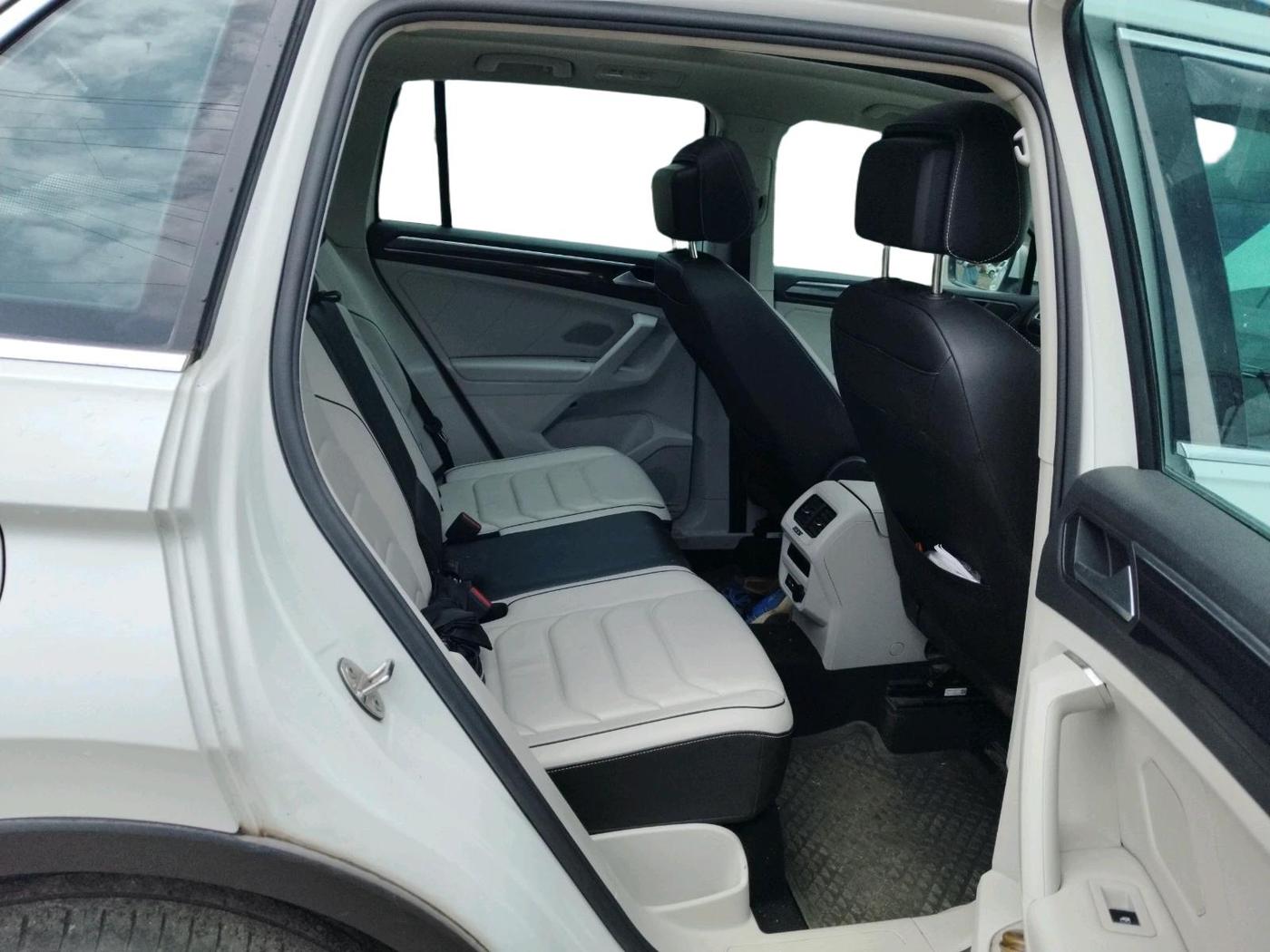 2023 Volkswagen TIGUAN ELEGANCE 2.0 TSI DSG, Petrol, Automatic, 42,821 km, interior
