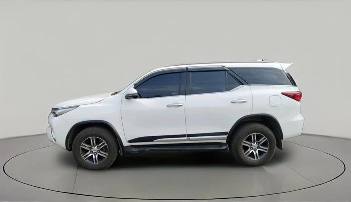 2017 Toyota Fortuner 2.8 4X2 AT, Diesel, Automatic, 1,30,245 km, exterior