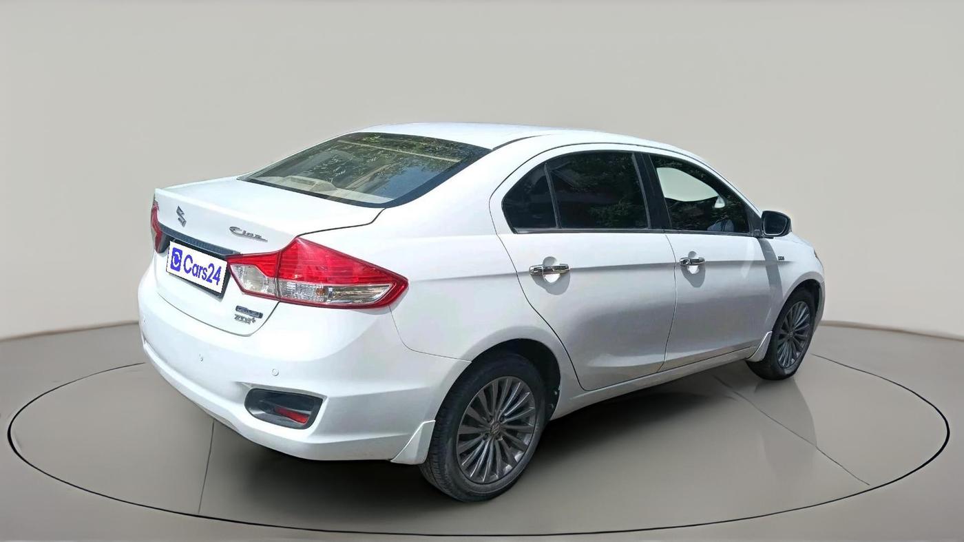 2015 Maruti Ciaz ZDI+ SHVS, Diesel, Manual, 91,685 km, exterior