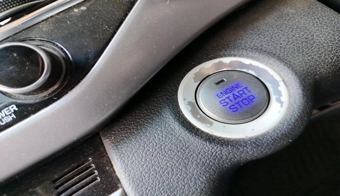 2018 Hyundai New Elantra 1.6 SX (O) MT DIESEL, Diesel, Manual, 1,62,091 km, interior