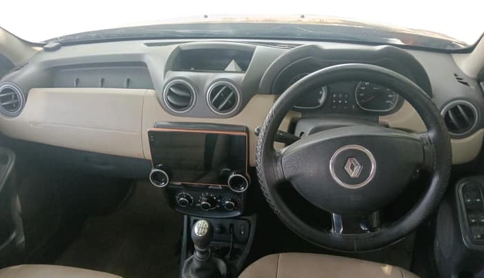 2013 Renault Duster 110 PS RXZ DIESEL PLUS, Diesel, Manual, 1,54,856 km, interior