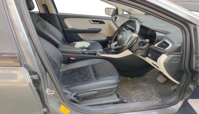 2022 Tata ALTROZ XZA PLUS, Petrol, Automatic, 24,953 km, interior