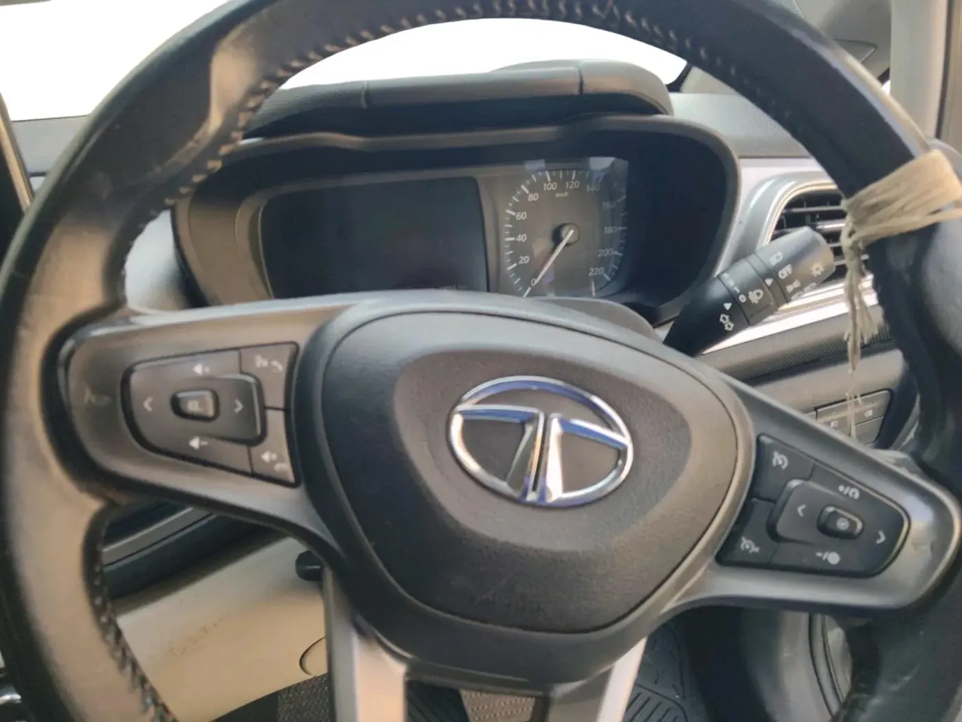 2022 Tata ALTROZ XZA PLUS, Petrol, Automatic, 24,953 km, interior