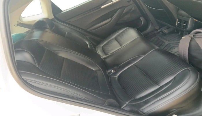 2019 KIA SELTOS HTK PLUS AT 1.5 DIESEL, Diesel, Automatic, 1,05,935 km, interior