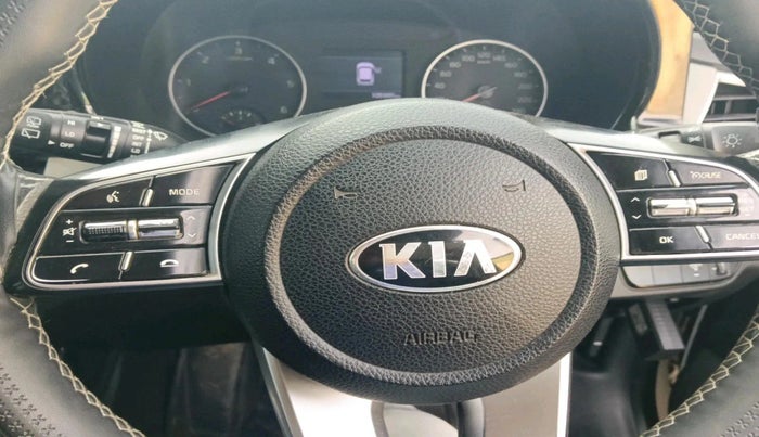 2019 KIA SELTOS HTK PLUS AT 1.5 DIESEL, Diesel, Automatic, 1,05,935 km, interior