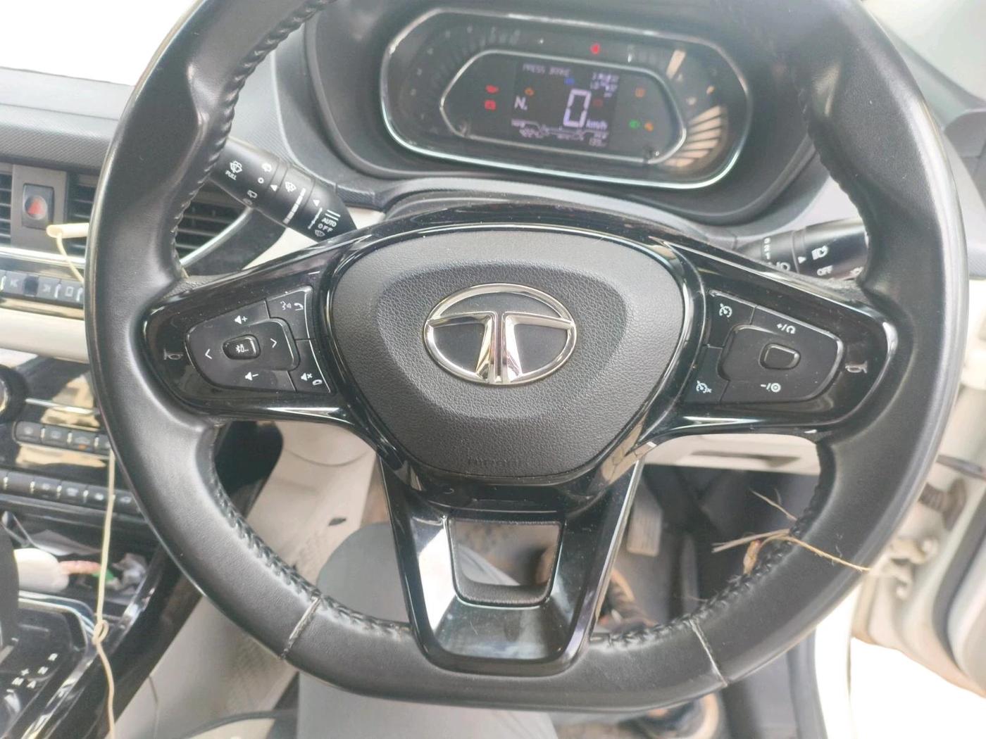 2020 Tata NEXON XZA PLUS SUNROOF PETROL, Petrol, Automatic, 65,977 km, interior