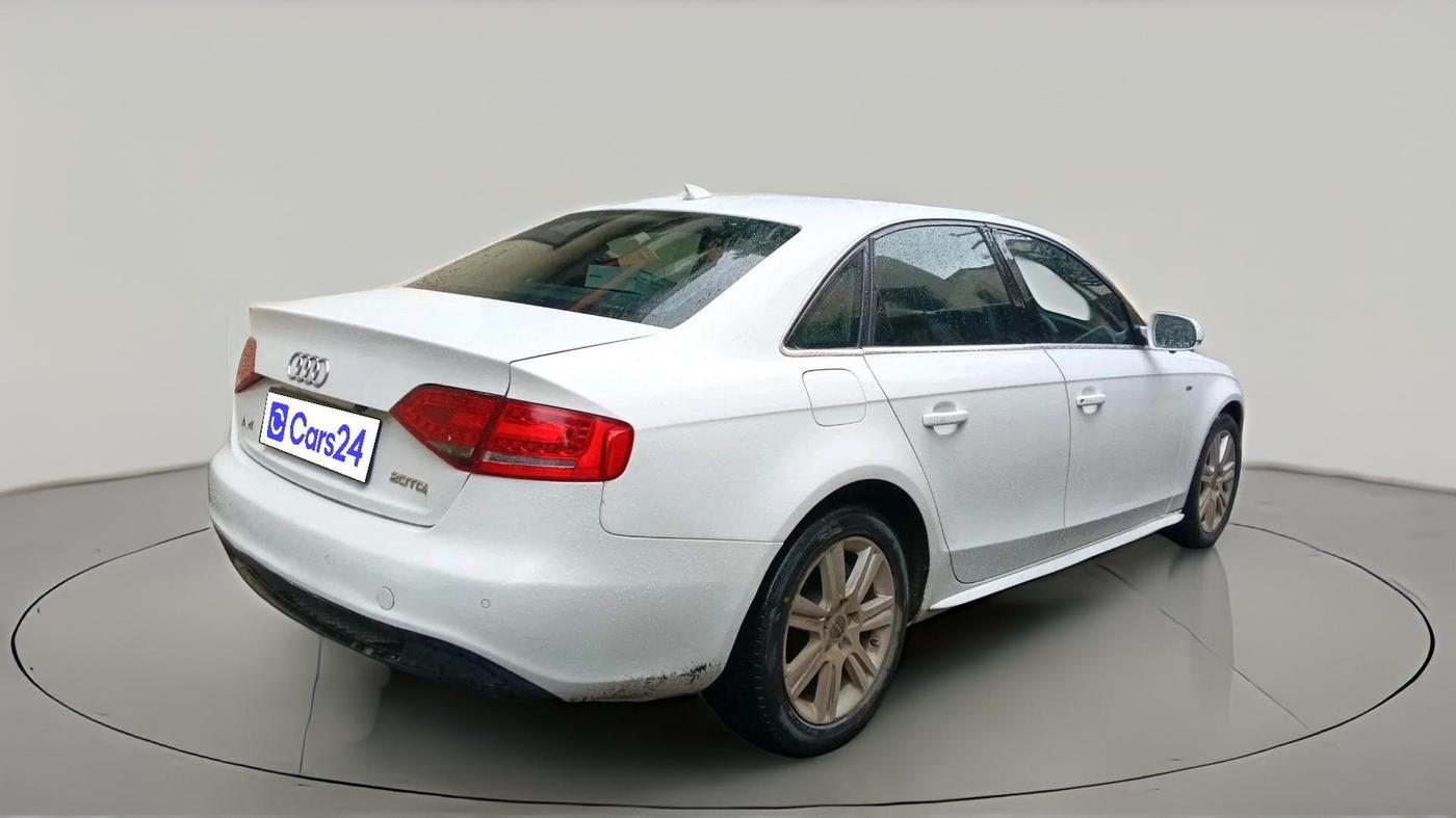2011 Audi A4 2.0 TDI S LINE, Diesel, Automatic, 1,15,618 km, exterior