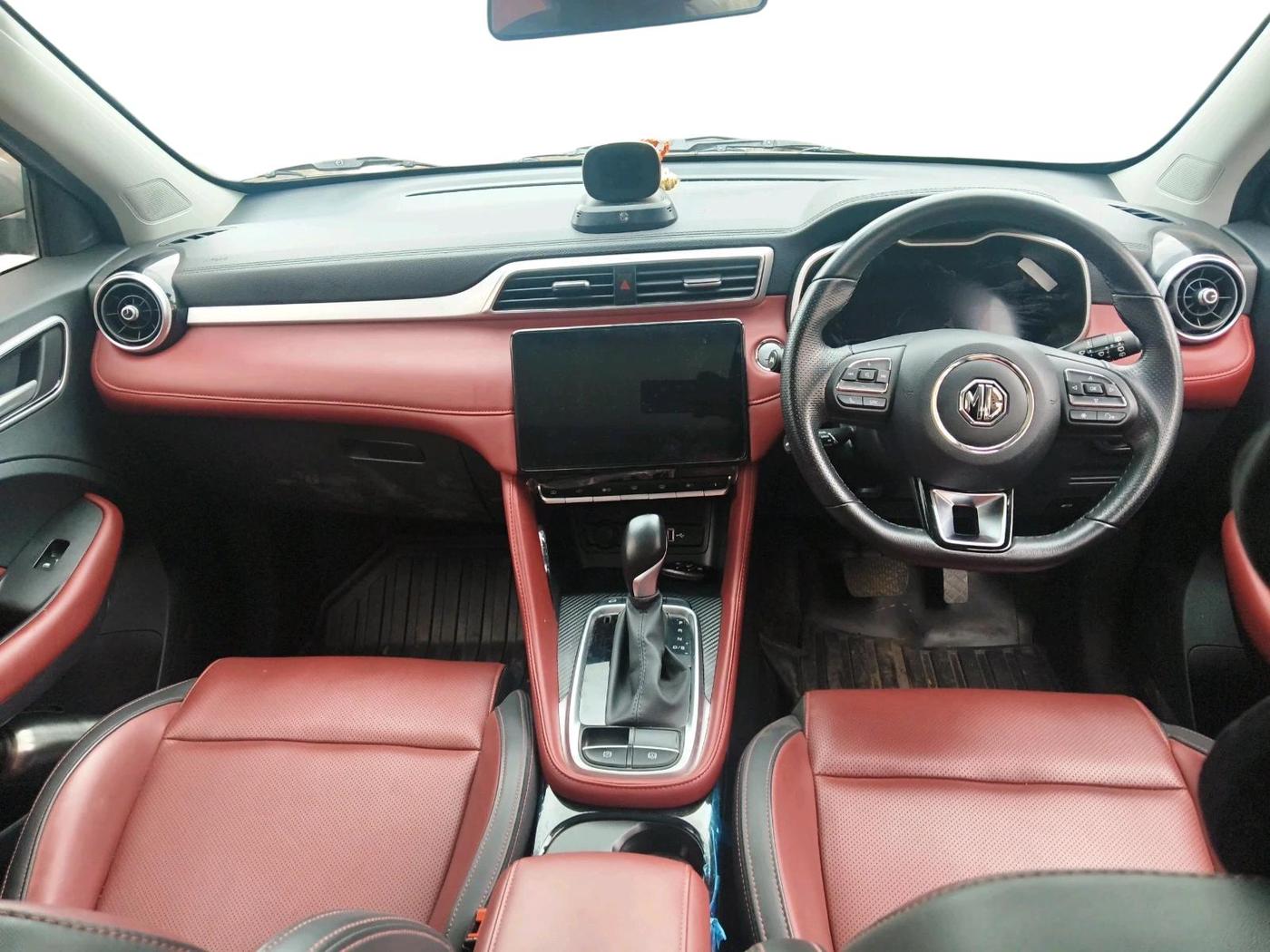 2023 MG ASTOR SAVVY 1.5 CVT S RED, Petrol, Automatic, 7,215 km, interior