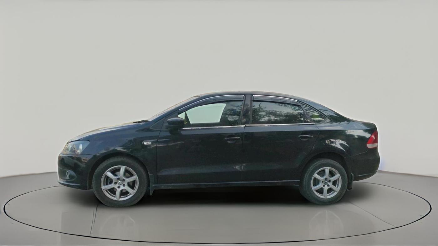 2013 Volkswagen Vento HIGHLINE DIESEL 1.6, Diesel, Manual, 1,05,217 km, exterior
