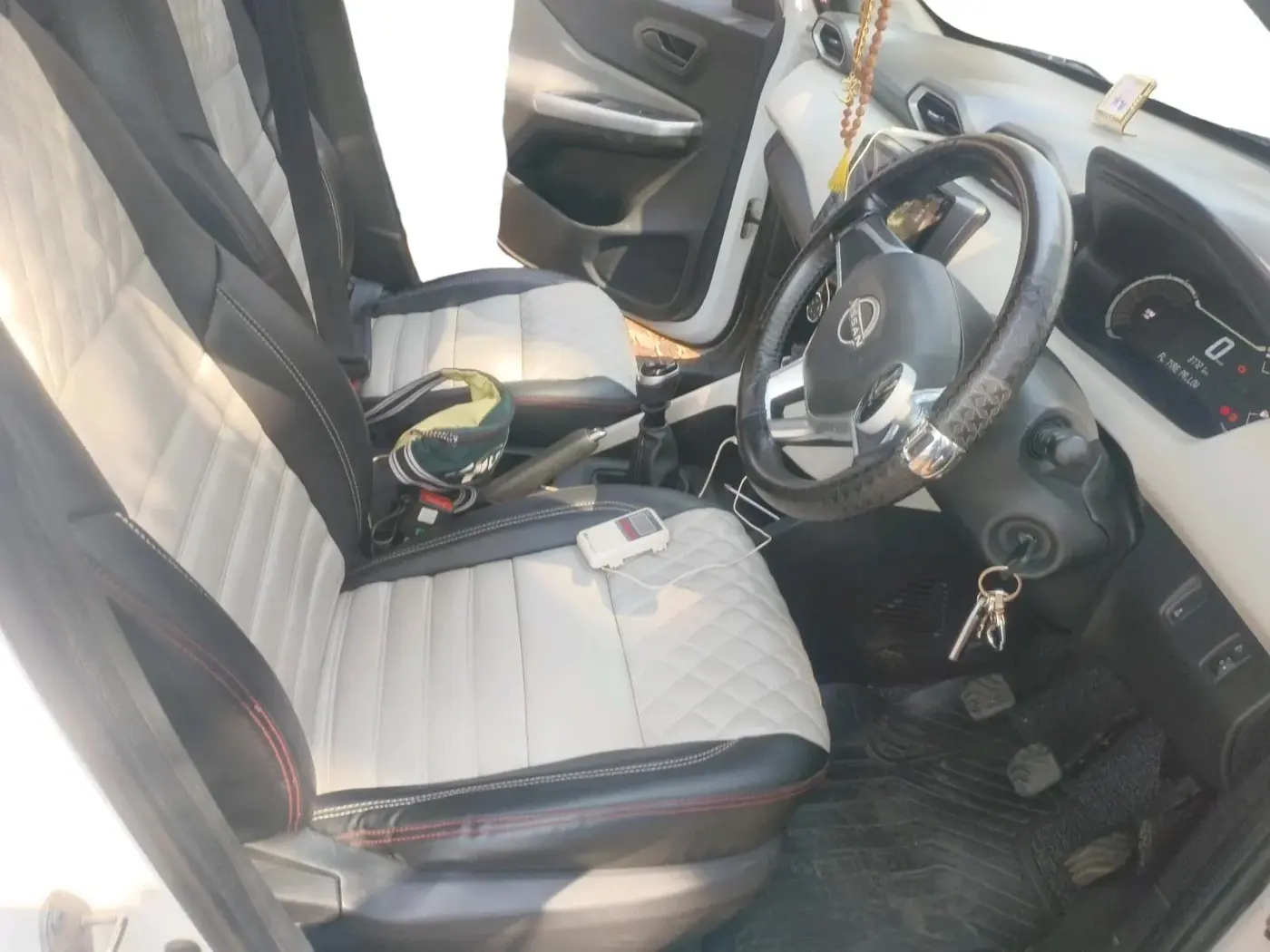 2023 Nissan MAGNITE XE, Petrol, Manual, 4,70,000 km, interior