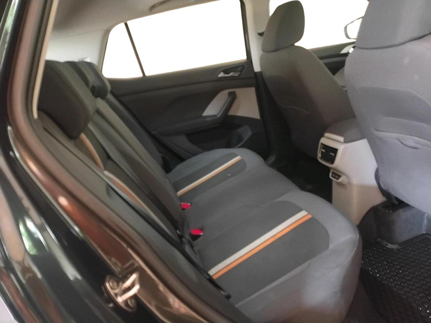 2025 Skoda KUSHAQ Sportline 1.0L TSI AT, Petrol, Automatic, 5,754 km, interior