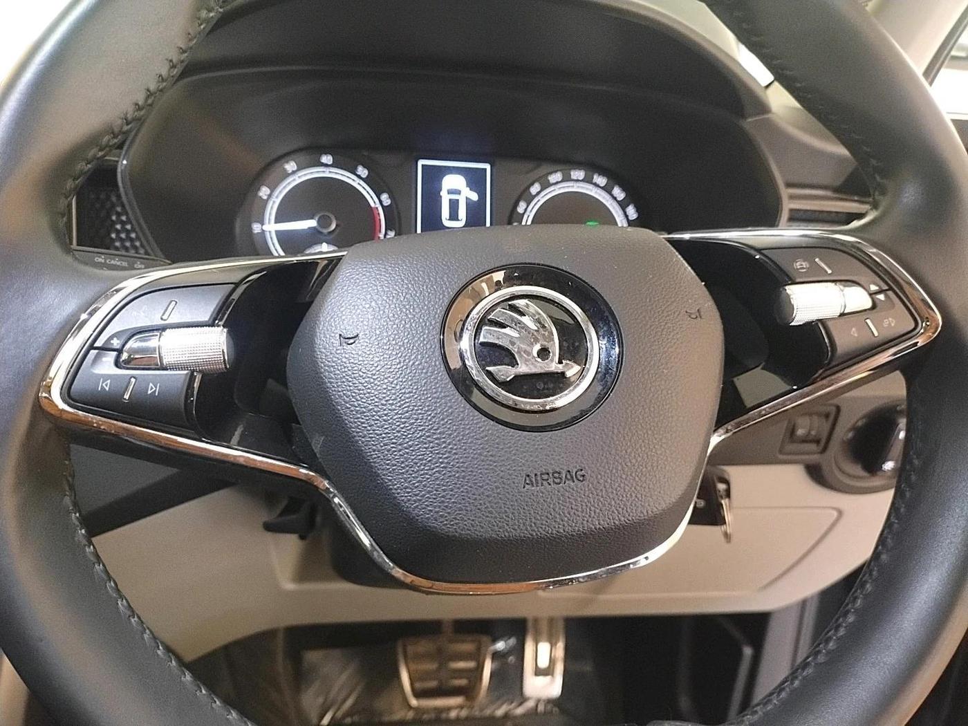 2025 Skoda KUSHAQ Sportline 1.0L TSI AT, Petrol, Automatic, 5,754 km, interior