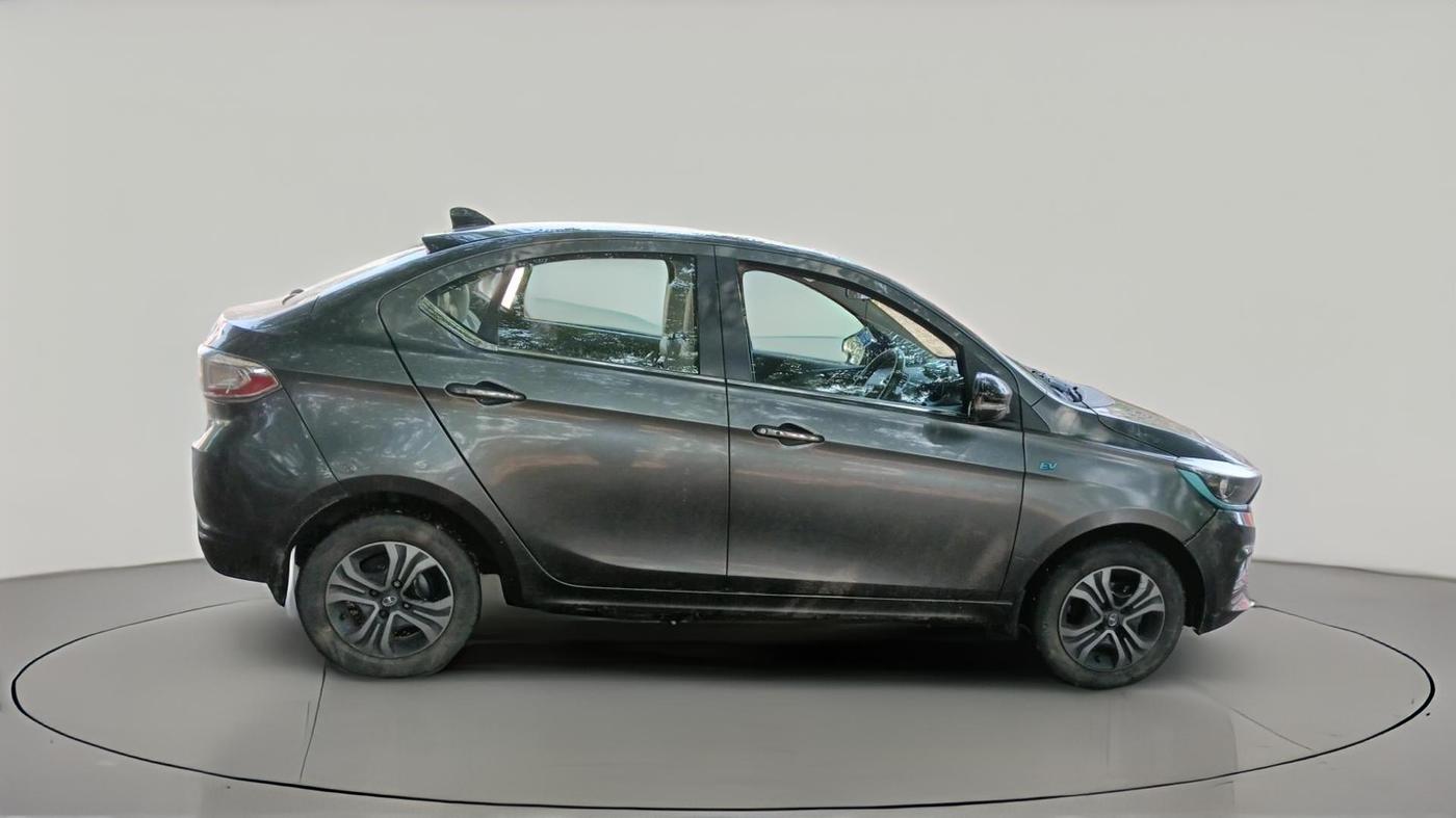 2022 Tata TIGOR EV XZ+ LUX, Electric, Automatic, 30,124 km, exterior
