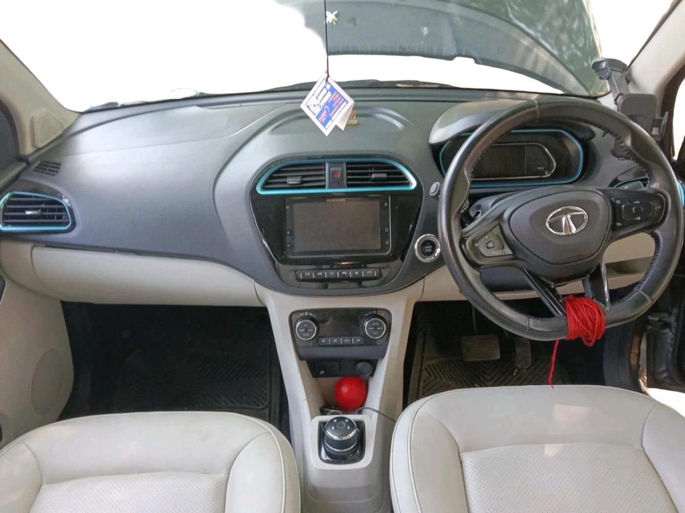 2022 Tata TIGOR EV XZ+ LUX, Electric, Automatic, 30,124 km, interior