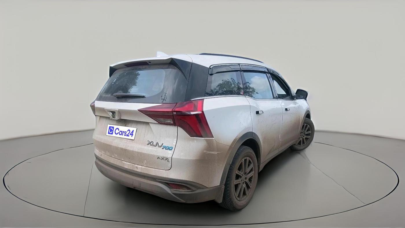 2024 Mahindra XUV700 AX 7 LUXURY D AT 7 STR, Diesel, Automatic, 13,319 km, exterior