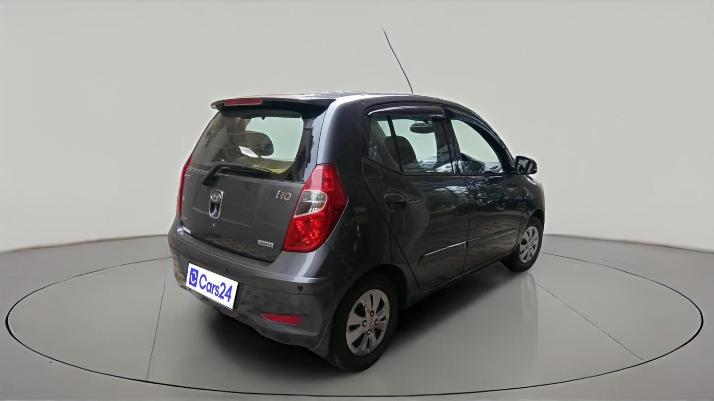 2011 Hyundai i10 SPORTZ 1.2 AT, CNG, Automatic, 84,866 km, exterior