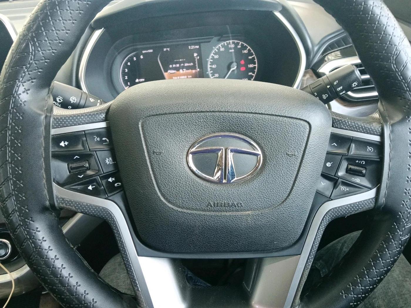 2021 Tata Harrier XZ PLUS 2.0L, Diesel, Manual, 1,53,476 km, interior