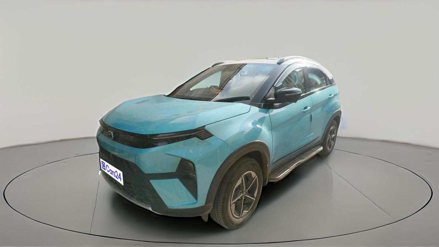 2024 Tata NEXON Fearless Plus (PS) 1.2 iCNG 6MT Dual Tone, CNG, Manual, 4,737 km, exterior