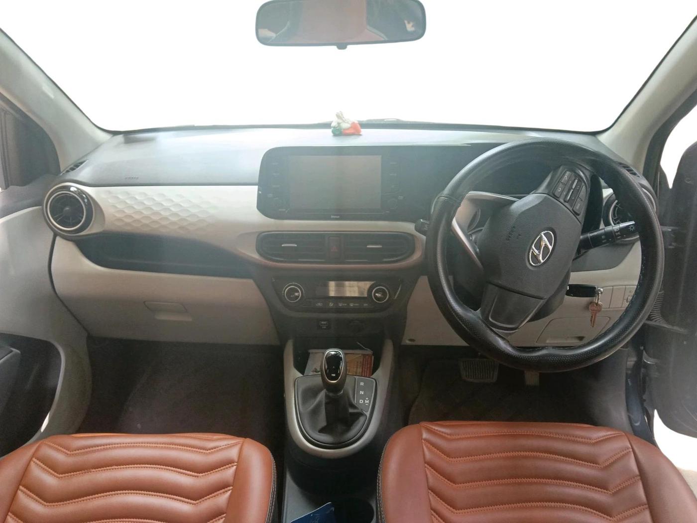2021 Hyundai GRAND I10 NIOS SPORTZ AMT 1.2 KAPPA VTVT, Petrol, Automatic, 28,199 km, interior