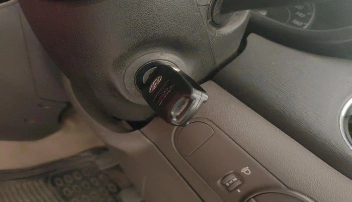 2016 Hyundai i10 SPORTZ 1.1, Petrol, Manual, 1,33,740 km, interior