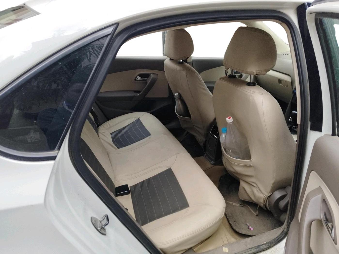 2015 Skoda Rapid 1.5 TDI CR AMBITION AT WITH ALLOY, Diesel, Automatic, 1,23,658 km, interior