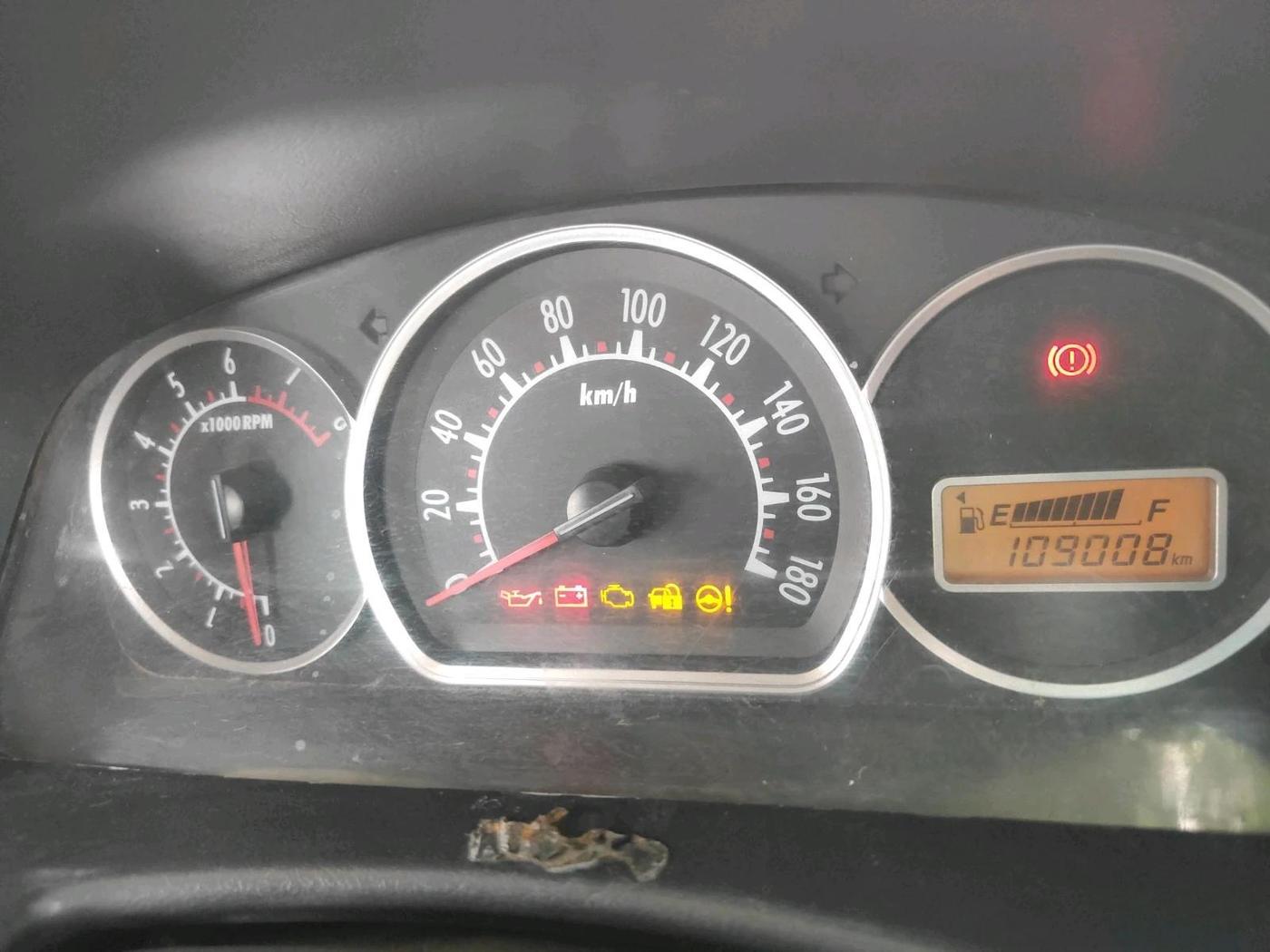 2014 Maruti Alto K10 VXI, Petrol, Manual, 1,09,008 km, interior