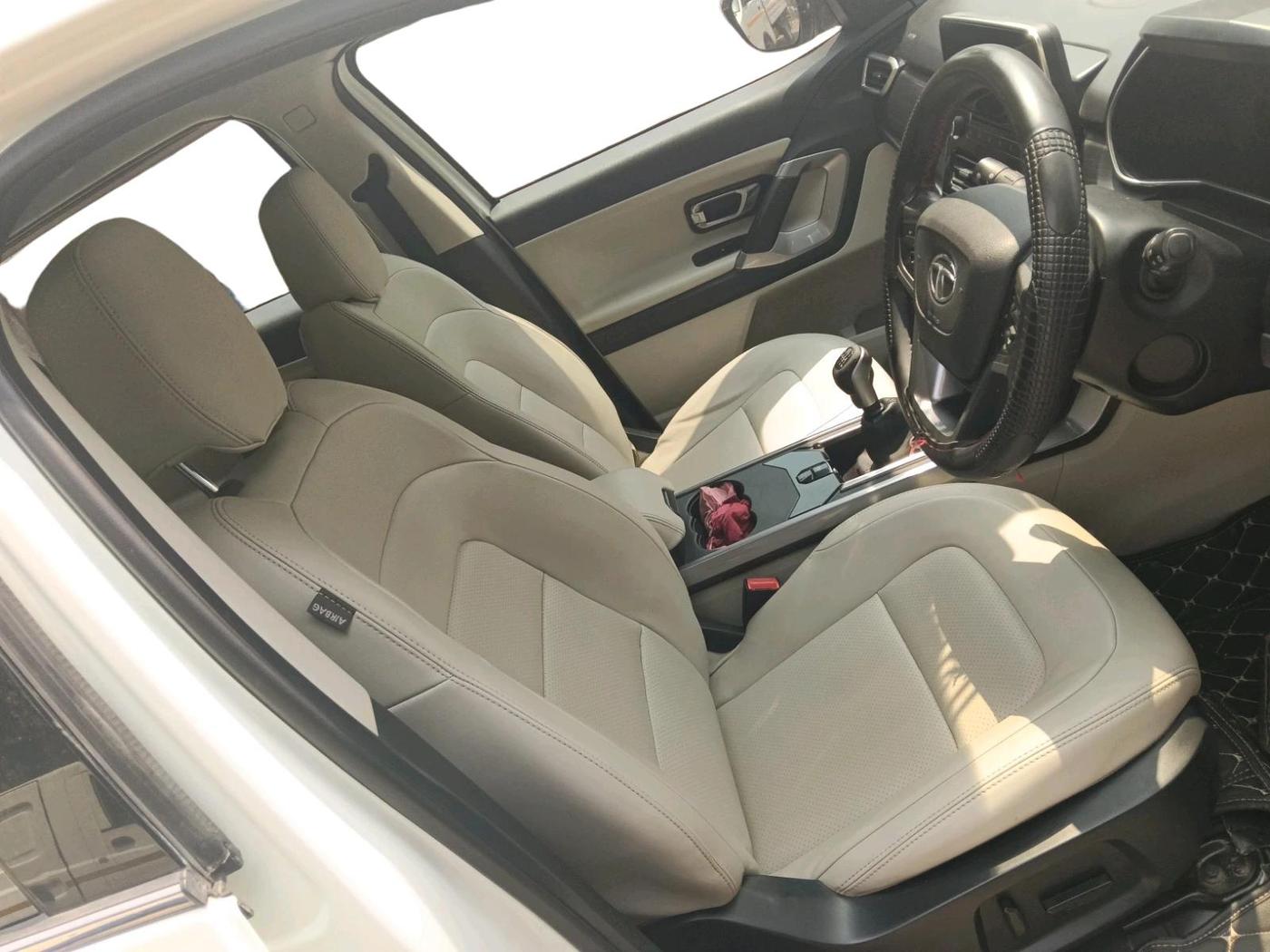 2021 Tata Safari XZ PLUS, Diesel, Manual, 86,000 km, interior
