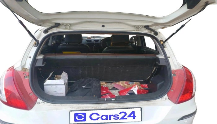 2013 Maruti Swift LDI, Diesel, Manual, 2,81,013 km, exterior