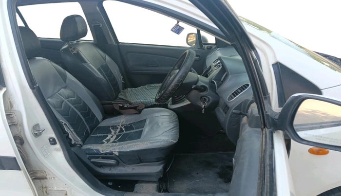 2010 Maruti Ritz VDI, Diesel, Manual, 1,22,827 km, interior