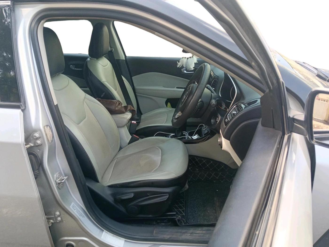 2018 Jeep Compass LIMITED 2.0 DIESEL, Diesel, Manual, 1,10,394 km, interior