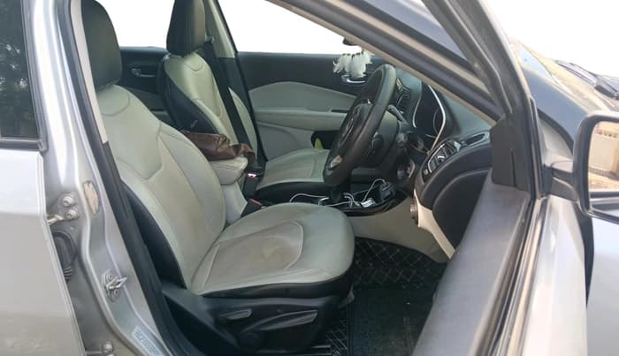 2018 Jeep Compass LIMITED 2.0 DIESEL, Diesel, Manual, 1,10,394 km, interior