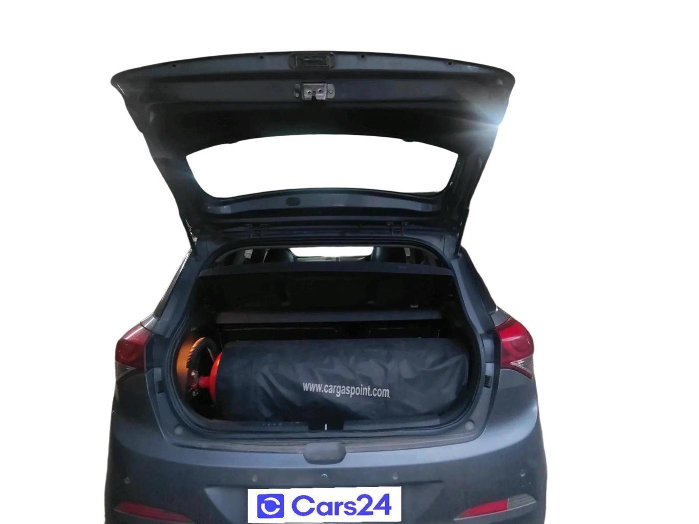 2017 Hyundai Elite i20 ASTA 1.2 (O), CNG, Manual, 1,25,532 km, exterior