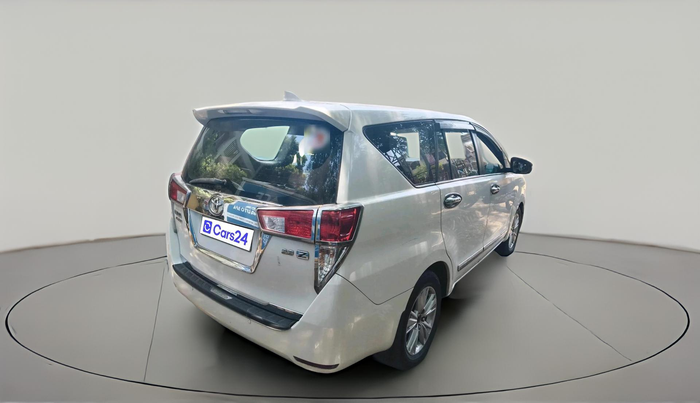 2016 Toyota Innova Crysta 2.8 ZX AT 7 STR, Diesel, Automatic, 2,30,857 km, exterior