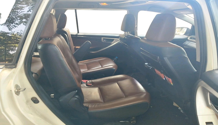 2016 Toyota Innova Crysta 2.8 ZX AT 7 STR, Diesel, Automatic, 2,30,857 km, interior