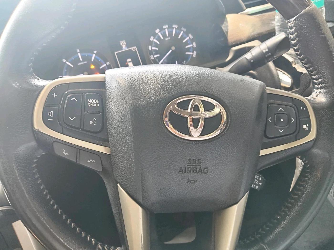 2016 Toyota Innova Crysta 2.8 ZX AT 7 STR, Diesel, Automatic, 2,30,857 km, interior