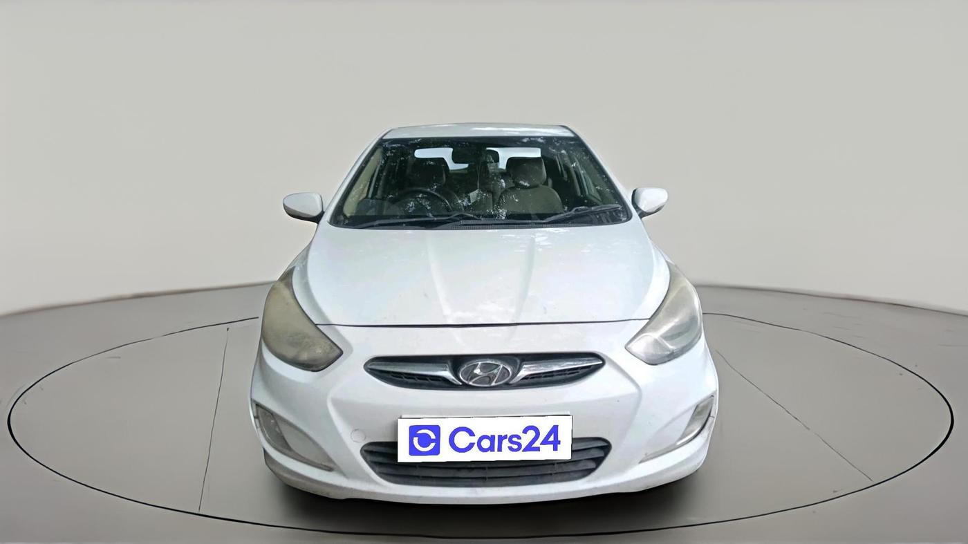 2011 Hyundai Verna FLUIDIC 1.6 CRDI SX, Diesel, Manual, 99,999 km, exterior