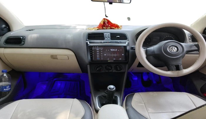 2011 Volkswagen Vento TRENDLINE DIESEL 1.6, Diesel, Manual, 74,894 km, interior