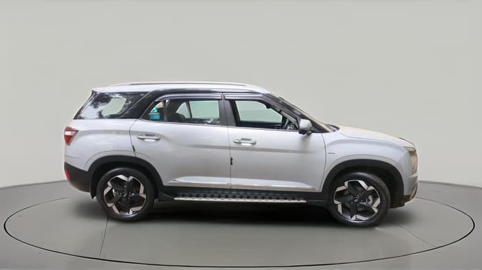 2023 Hyundai ALCAZAR PLATINUM (O) 7STR 1.5 AT, Petrol, Automatic, 24,387 km, exterior